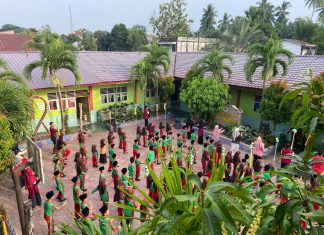 Semangat Pagi di MIN 10 Asahan: Kepala Madrasah Sartiji S.Pd.I., MM dan Dewan Guru Meriahkan Senam Bersama Peserta Didik