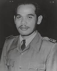 Tahi Bonar Simatupang: Arsitek Strategi Perang dan Bapak Intelijen Militer Indonesia