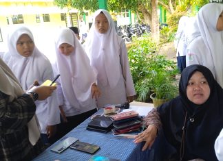 MTsS Almanaar PTPN IV Pulu Raja Laksanakan Operasi Kasih Sayang