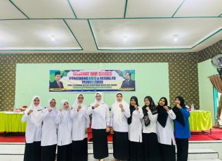 Operator MIN 7 Asahan Lakukan Monitoring EMIS dan Verval PD untuk Pastikan Data Siswa Akurat