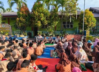 Kebersamaan dalam Keberkahan: MIN 10 Asahan Gelar Pembacaan Surah Yasin di Lapangan Madrasah