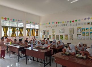 Hari Pertama Program Makanan Bergizi di MIN 7 Asahan, Anak-Anak Tampak Bahagia dan Antusias