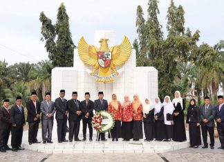 Jelang HAB Kemenag ke-80, Kamad MIN 10 Asahan Ikuti Ziarah Makam Pahlawan Bersama Kakan Kemenag Asahan