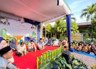 MIN 10 Asahan Laksanakan Punggahan di Lapangan Madrasah Bersama Dewan Guru dan Seluruh Siswa, Dipimpin Kamad Sartiji, S.Pd.I., M.M.