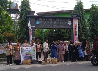 Raih Berkah Ramadhan, Perguruan Al-Manaar Pulu Raja Berbagi Ratusan Takjil dan Gandeng Konten Kreator Asahan