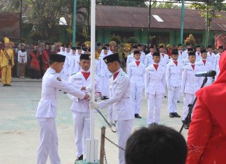 Upacara HUT Ke-81 RI Di MAN Asahan, Khidmat Dalam Semarak Kebhinekaan