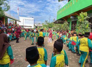 Puncak Semarak Kemerdekaan di MIN 5 Asahan: Pecahnya Tawa di Lomba Joget Balon Kelas 5 dan Sengitnya Estafet Sarung Kelas 6
